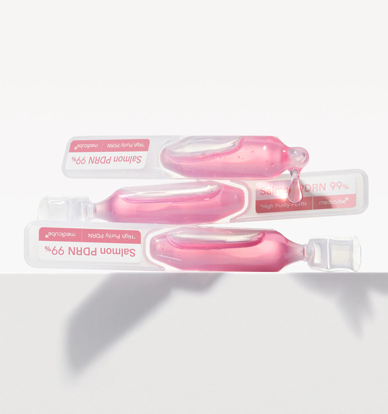 現貨｜Medicube - PDRN Pink One-Day Serum Set 粉紅膠原濃縮精華 (1.5ml x10支)【平行進口｜約1個工作日內寄出】